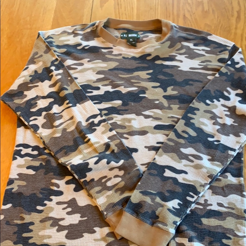 Thermal long sleeve shirt and short sleeve T-shirt - Picture 5 of 7